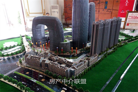 和美苑2室1厅1卫70㎡带车库